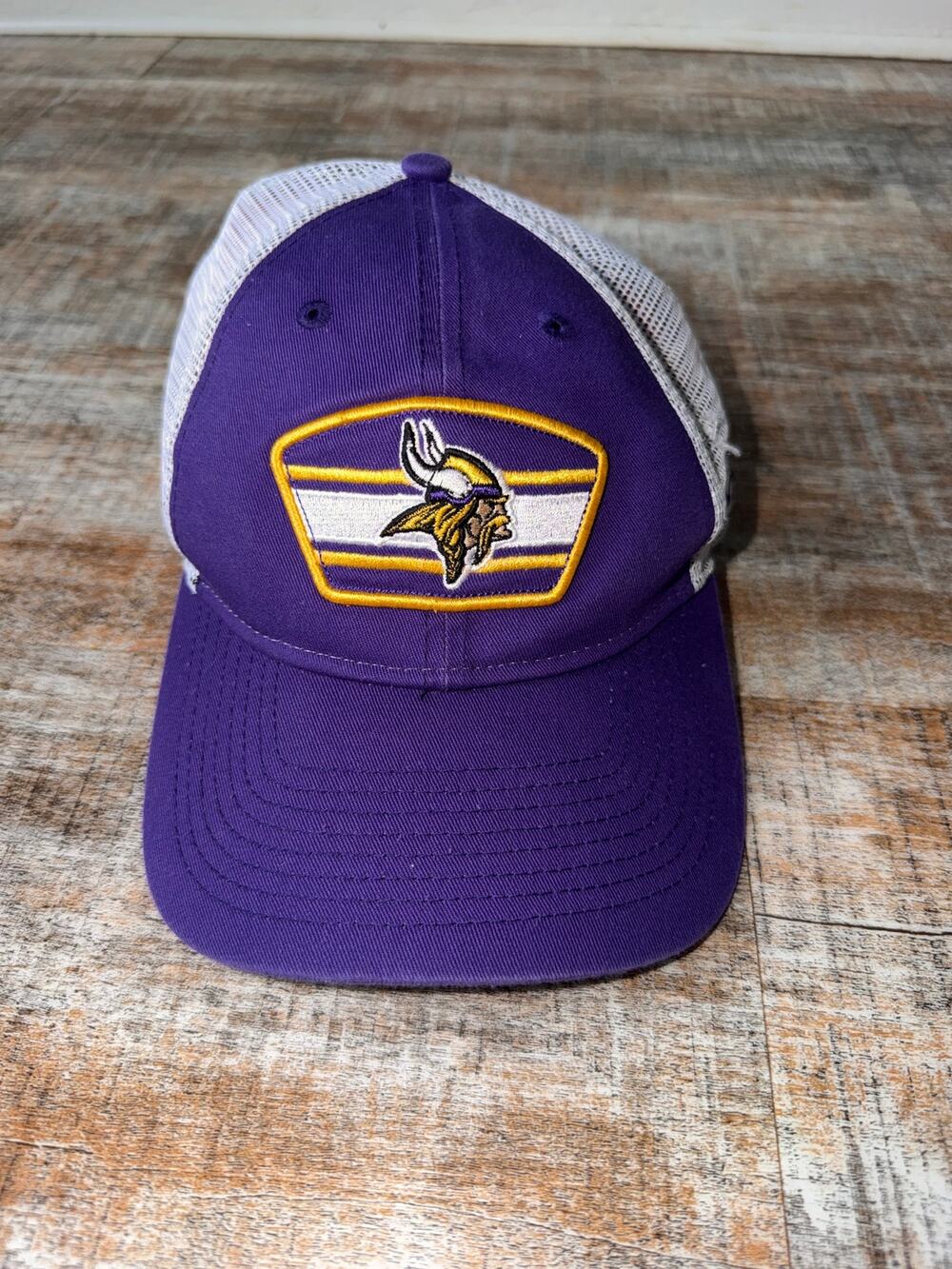 Minnesota Vikings Hat Cap Snap Back Mens One Size Purple NFL Football Purple